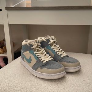Sail light blue jordan 1 mids